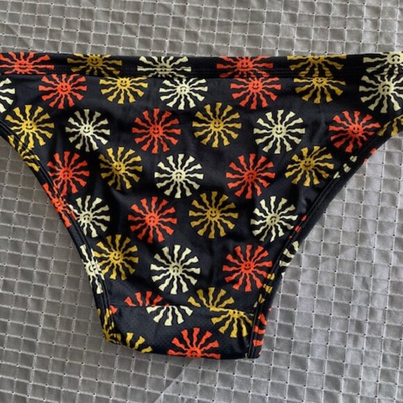 Pair of thieves mesh swimsuit size S - Picture 4 of 4